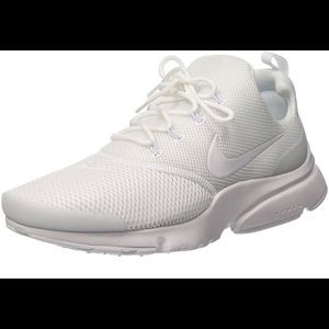 White Nike presto fly sneakers. Make an offer!!
